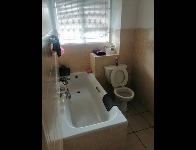 1 BEDROOM PROPERTY TO RENT IN RICHARDS BAY CENTRAL